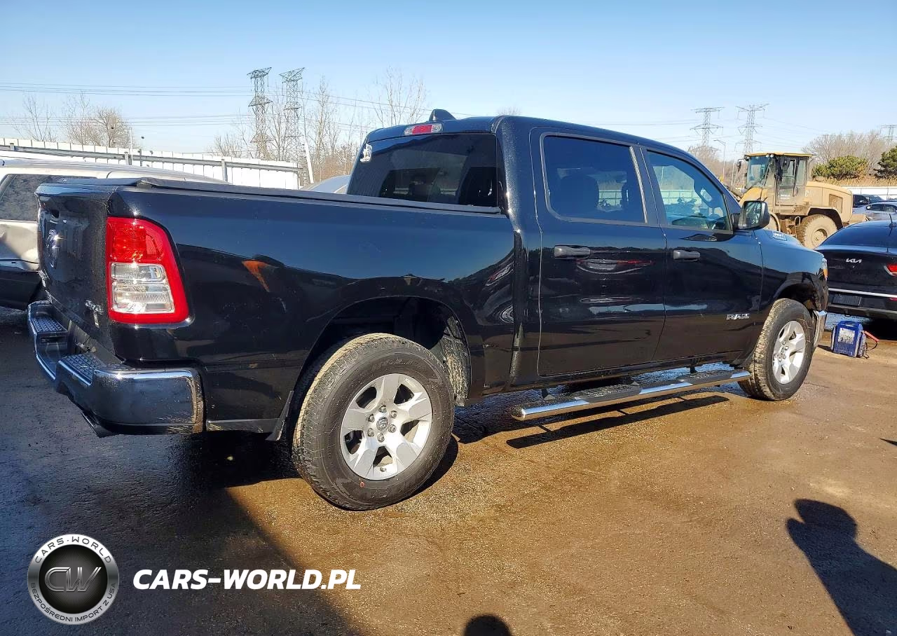 2024 Ram 1500 Big Horn VIN:1C6SRFFT7RN125894 - 3