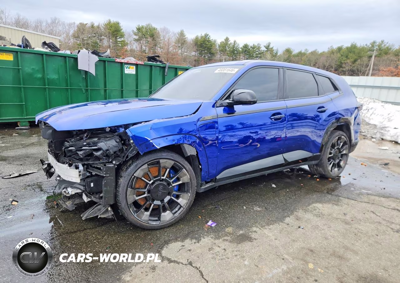 2023 BMW Xm