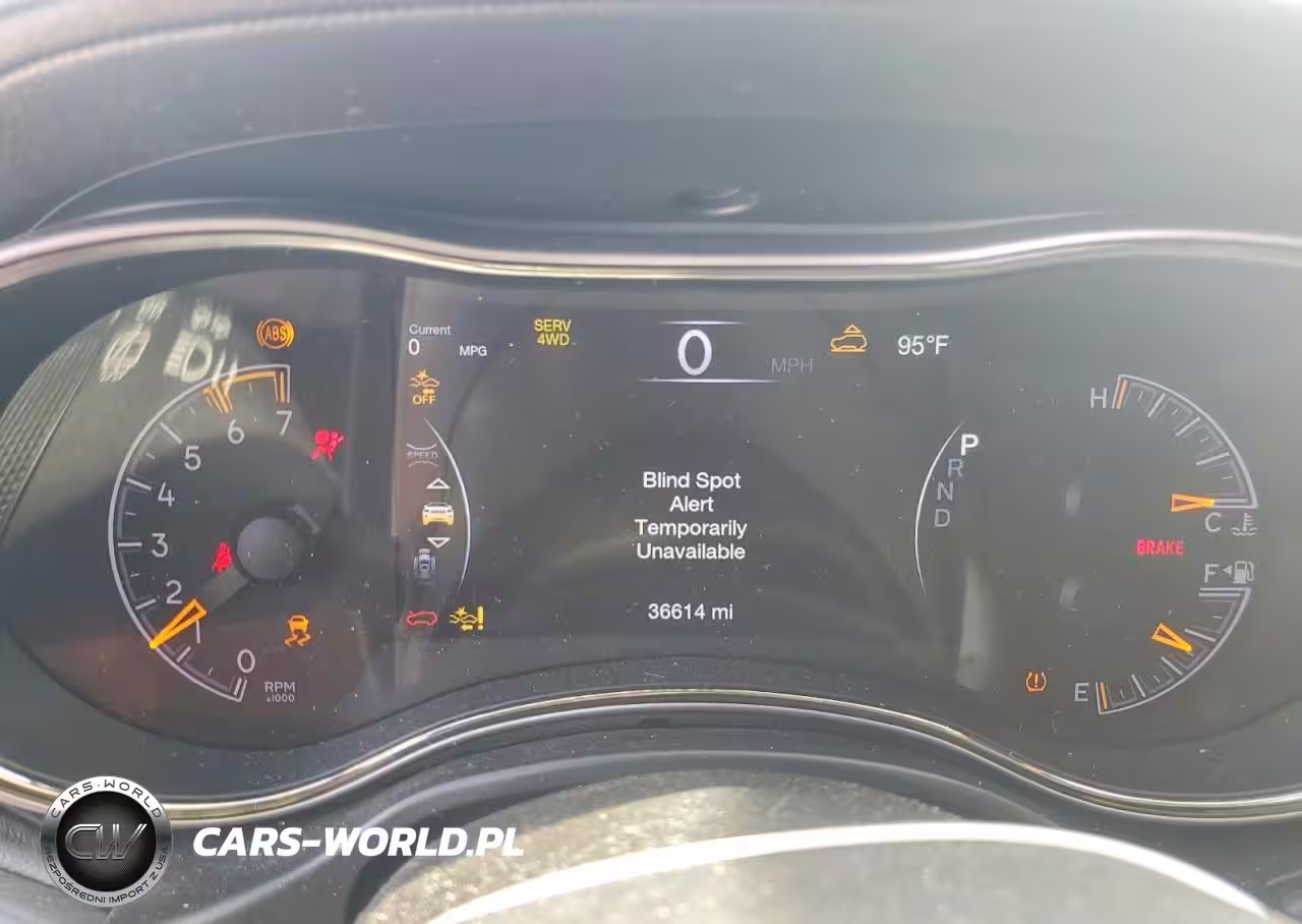 2021 Jeep Grand Cherokee Overland VIN:1C4RJFCT0MC767168 - 9