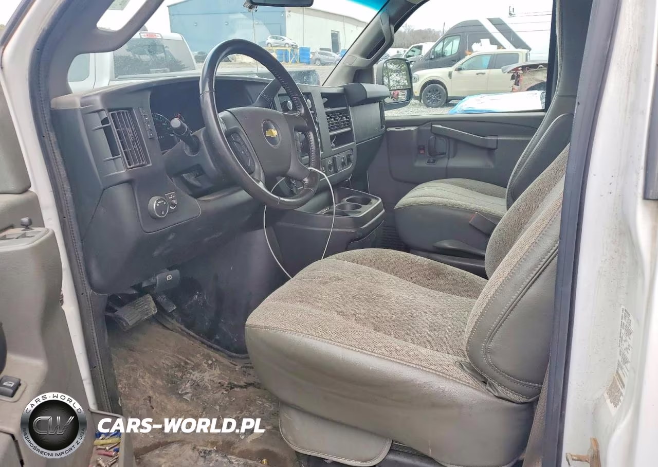2021 Chevrolet Express G3500 Box Truck VIN:1GB0GRFP3M1193625 - 7