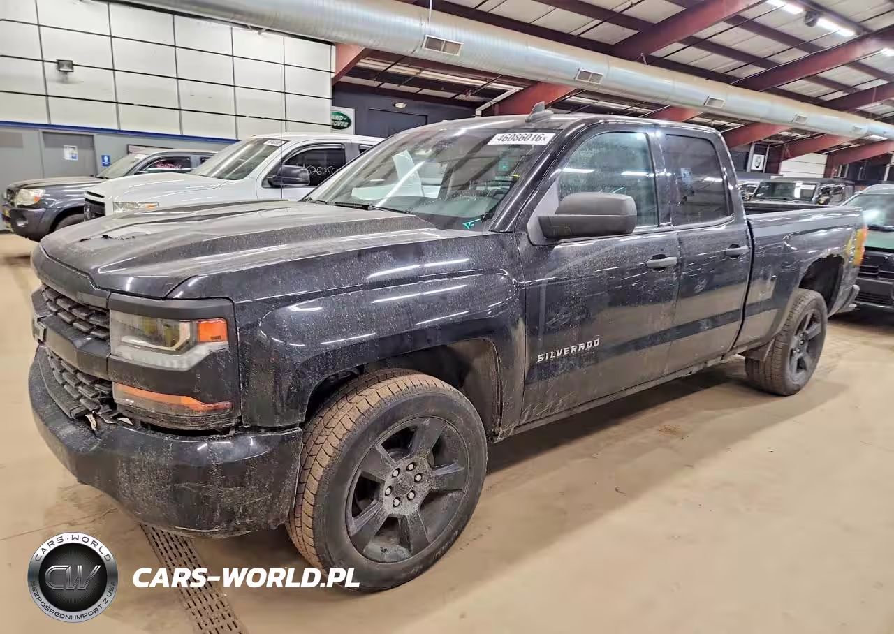 2016 Chevrolet Silverado K1500 Custom