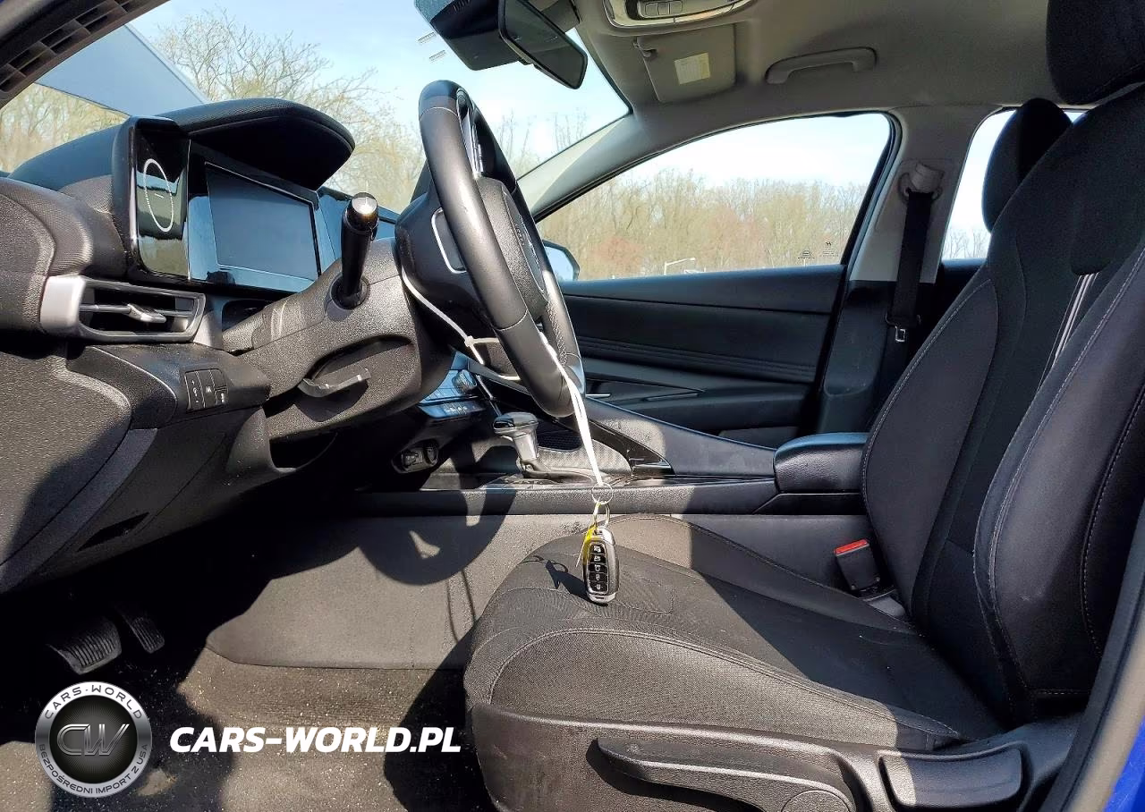 2022 Hyundai Elantra Sel VIN:5NPLS4AG7NH056635 - 7