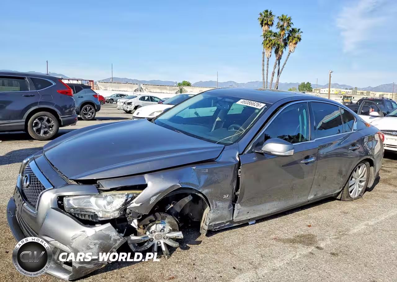 2015 Infiniti Q50 Premium