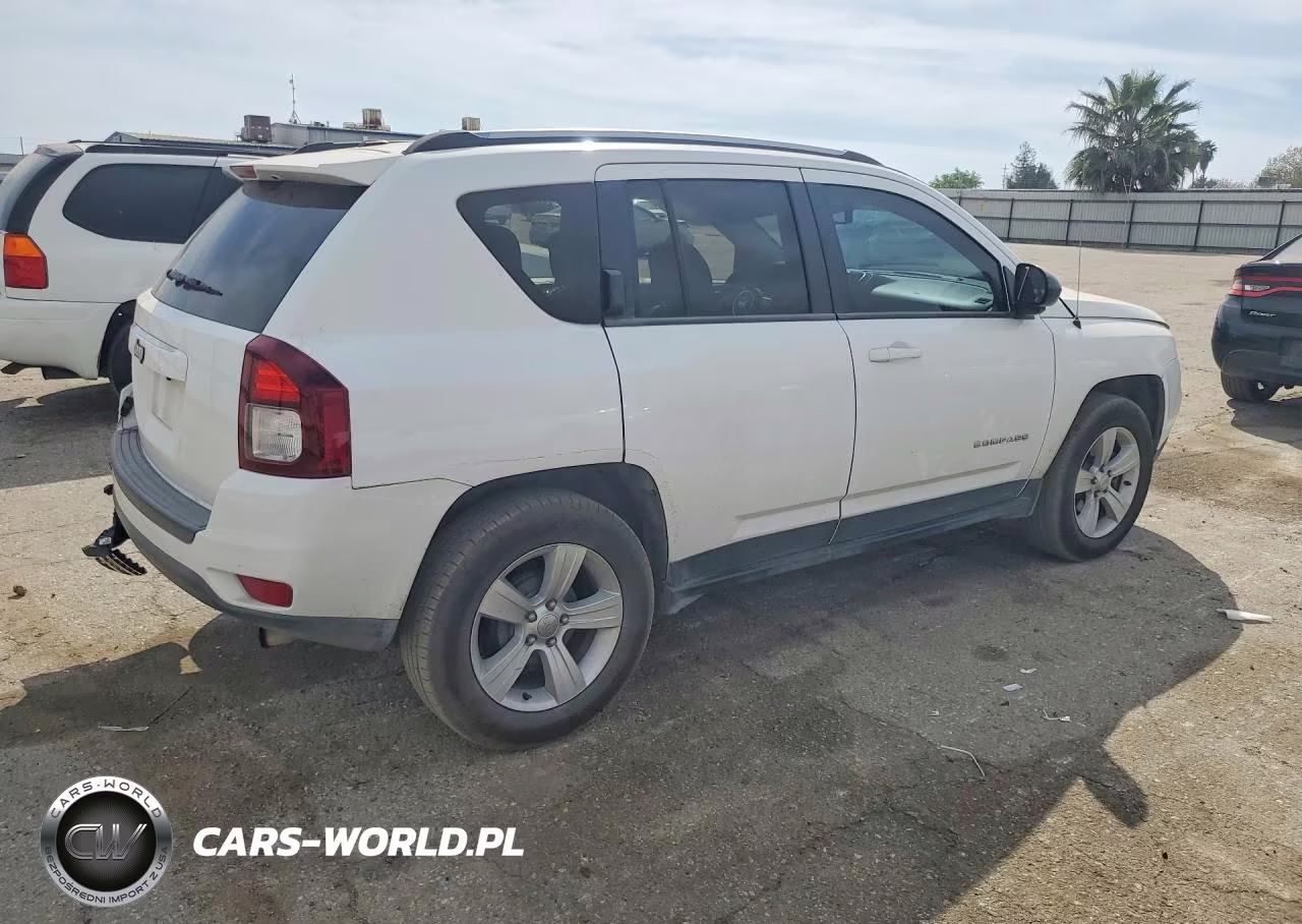 2017 Jeep Compass Sport VIN:1C4NJCBA4HD147260 - 3