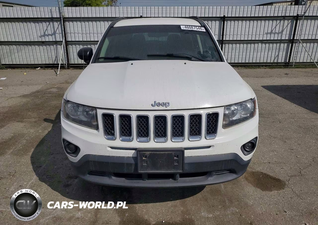 2017 Jeep Compass Sport VIN:1C4NJCBA4HD147260 - 5