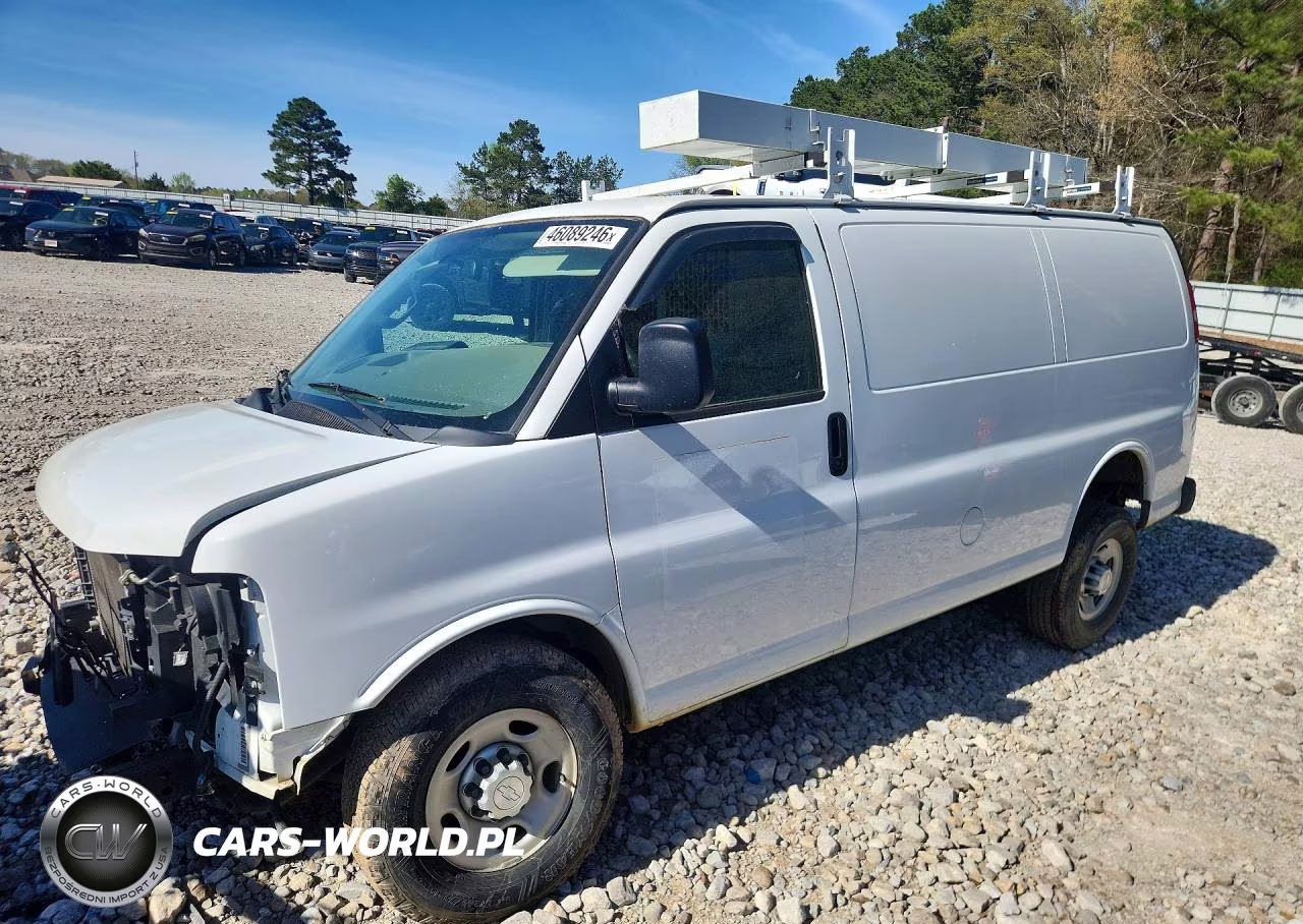 2017 Chevrolet Express 2500 Cargo Utility - Service Van