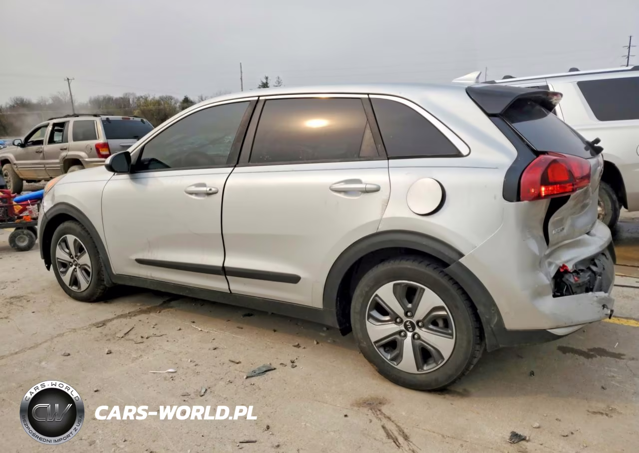 2018 Kia Niro Fe VIN:KNDCB3LC0J5210083 - 2