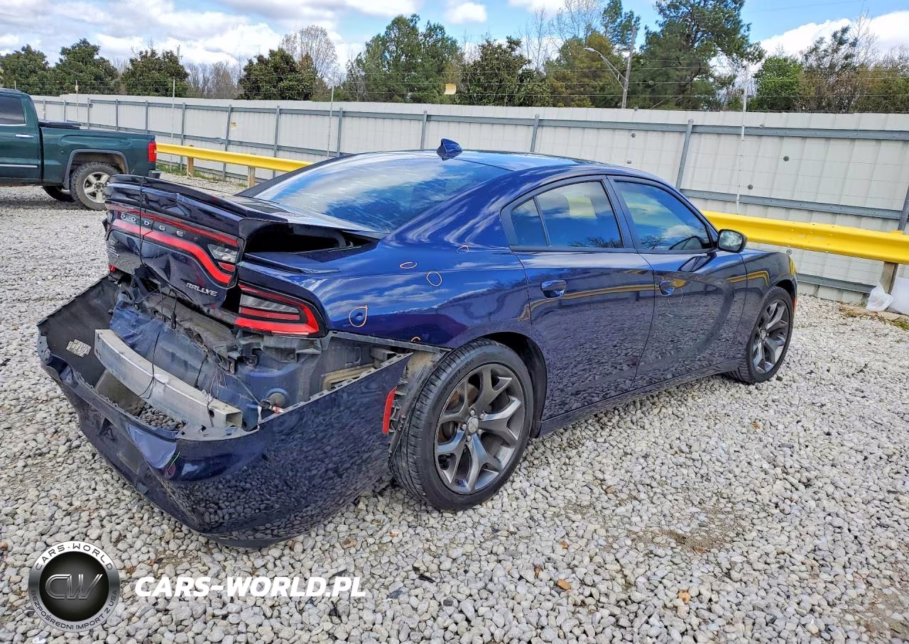 2015 Dodge Charger Sxt VIN:2C3CDXHG4FH928608 - 3