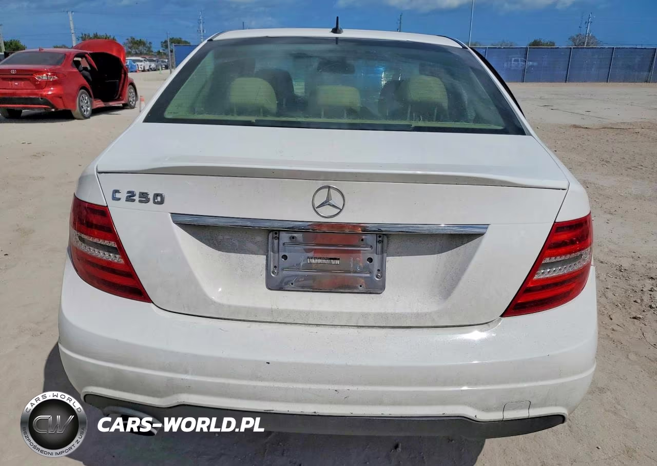 2014 Mercedes-Benz C 250 VIN:WDDGF4HB7EA963561 - 6