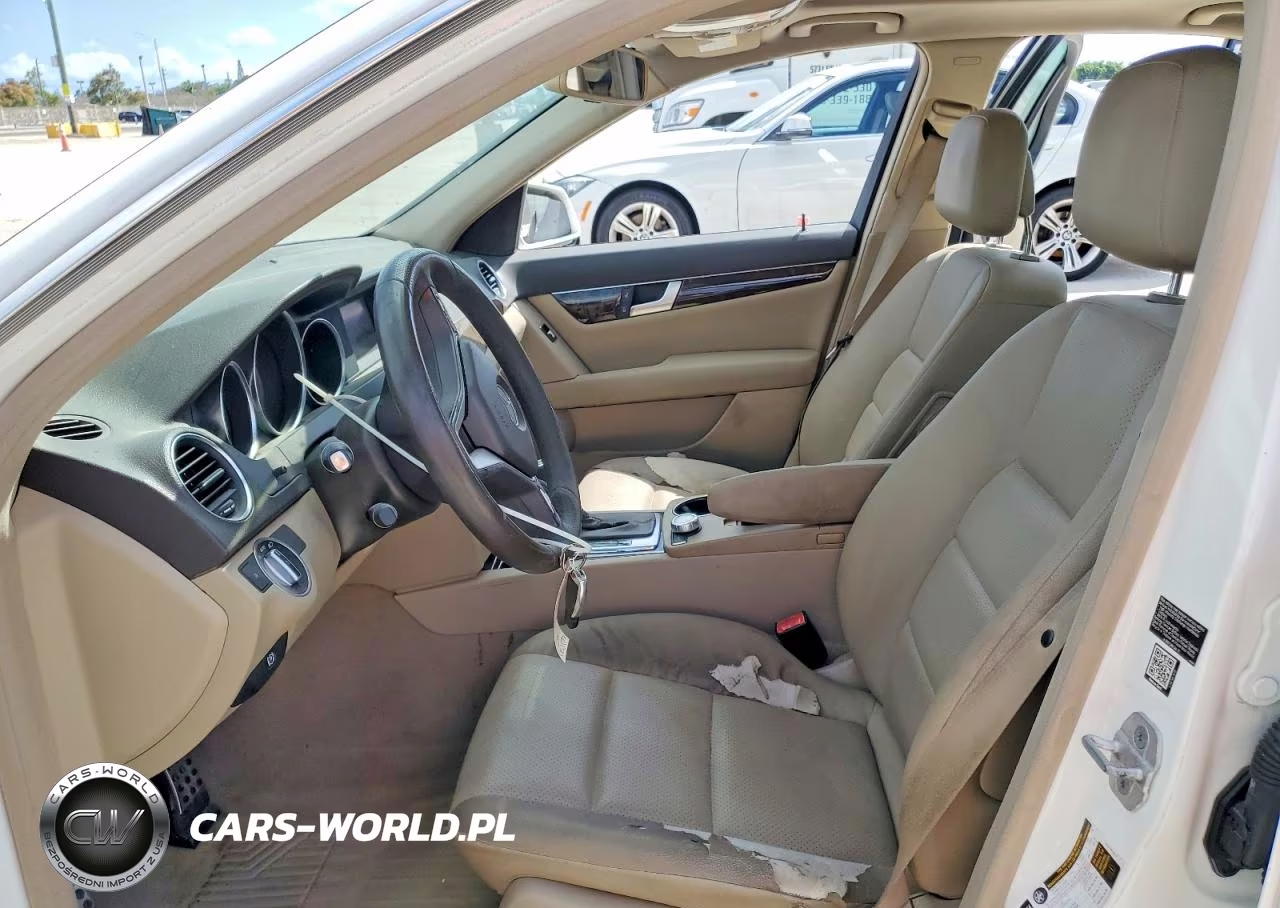 2014 Mercedes-Benz C 250 VIN:WDDGF4HB7EA963561 - 7