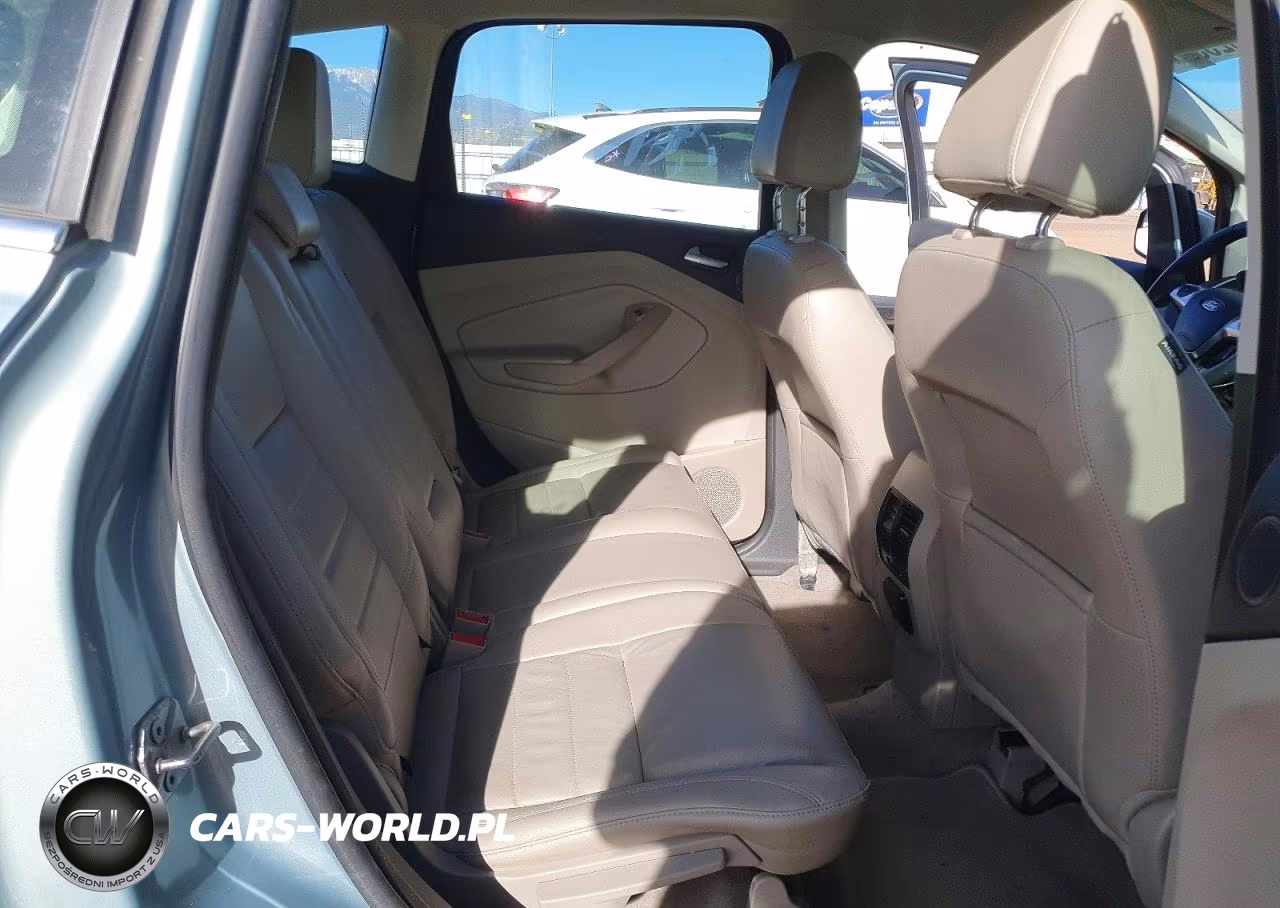2013 Ford C-Max Premium VIN:1FADP5CU5DL521119 - 10