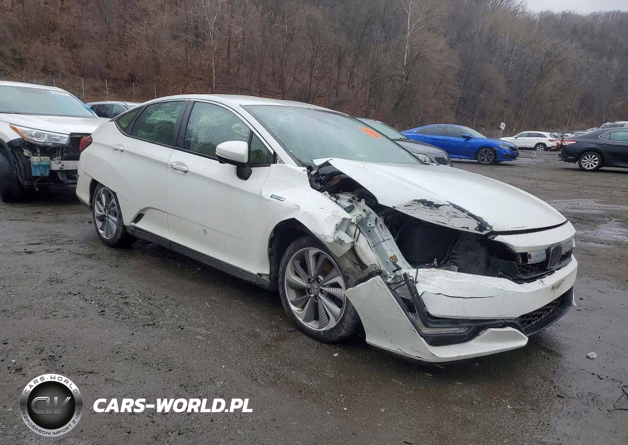 2018 Honda Clarity Touring VIN:JHMZC5F34JC003706 - 4