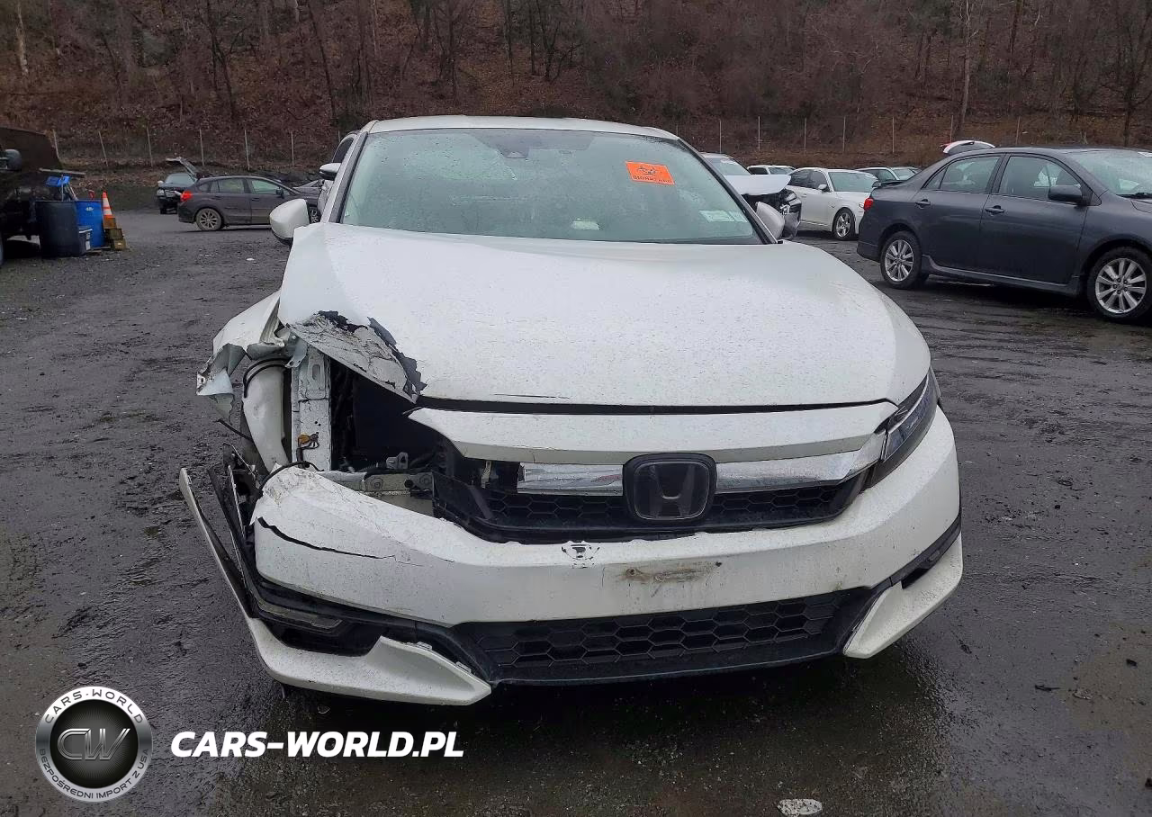 2018 Honda Clarity Touring VIN:JHMZC5F34JC003706 - 5