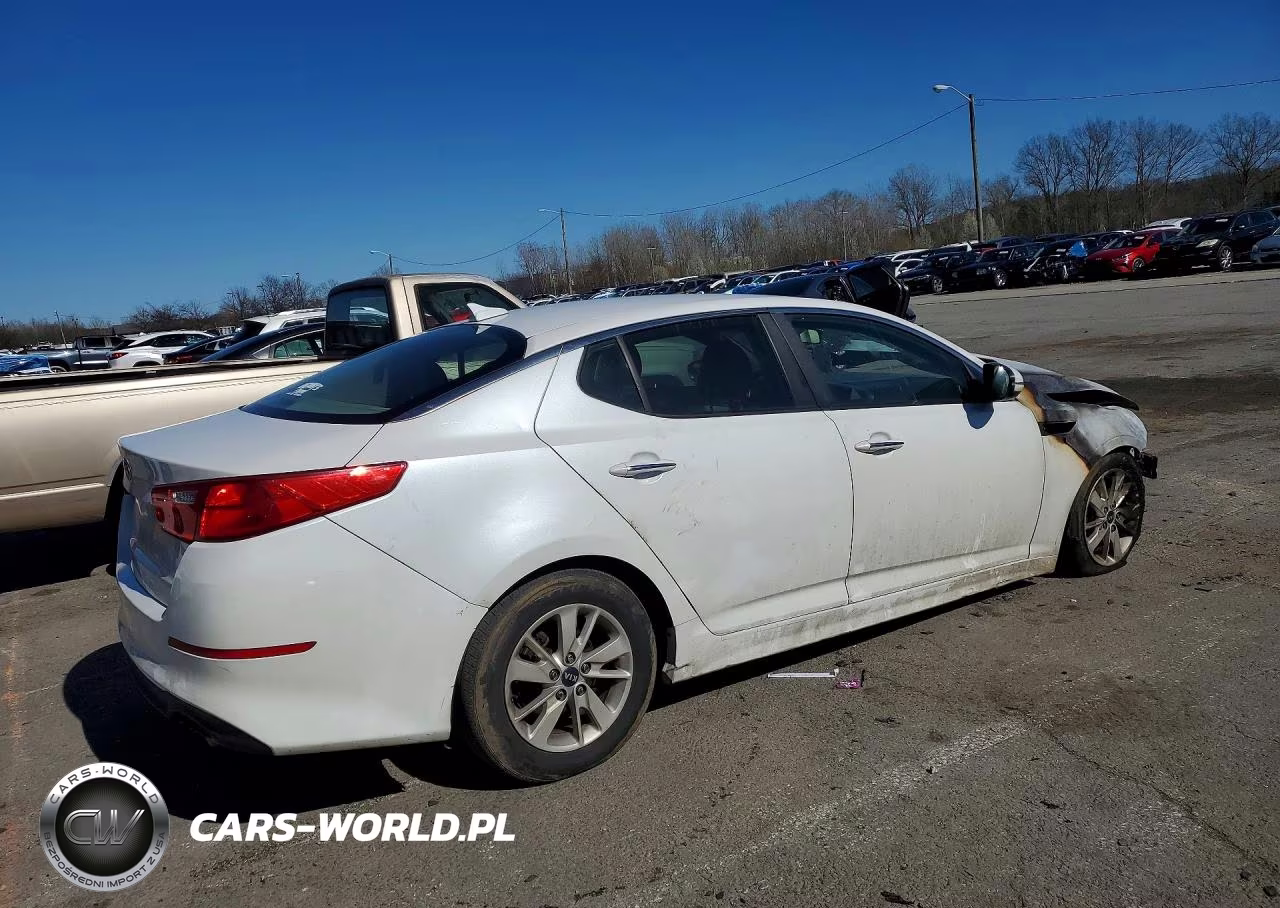 2015 Kia Optima Lx VIN:KNAGM4A78F5558922 - 3