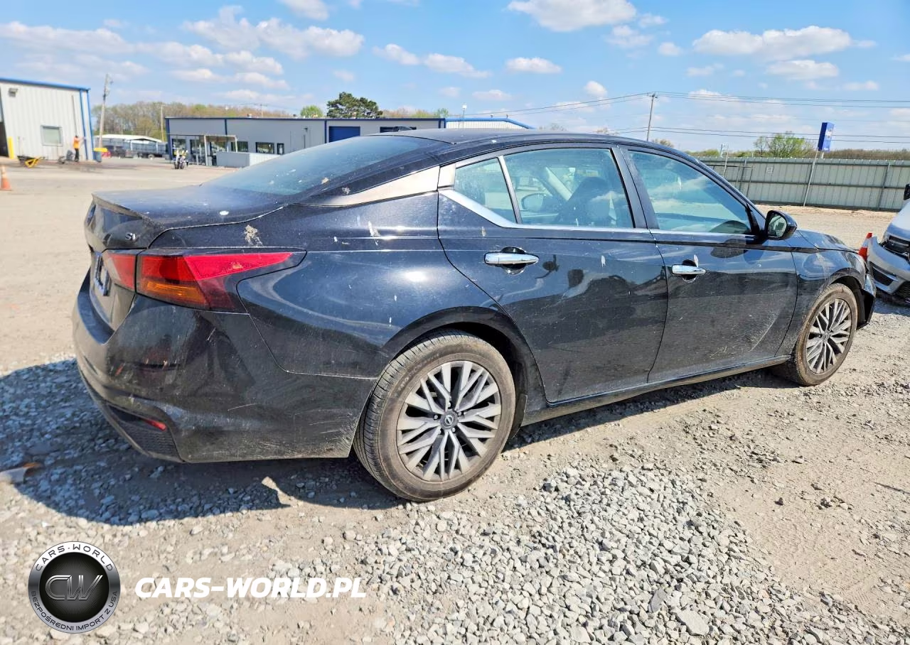 2023 Nissan Altima 2.5 Sv VIN:1N4BL4DV4PN348139 - 3