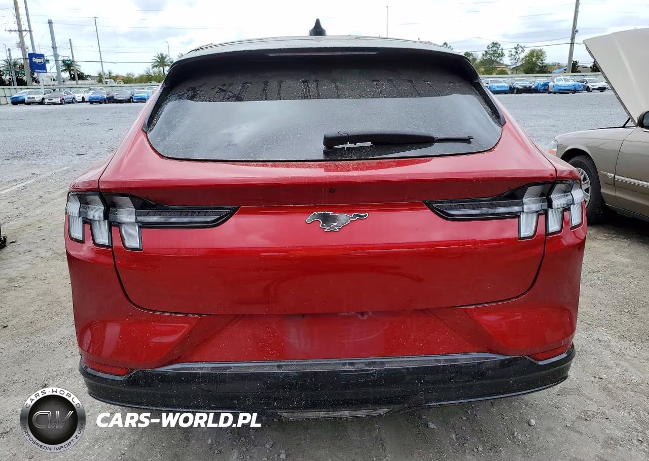 2022 Ford Mustang Mach-E Premium VIN:3FMTK3SU4NMA49338 - 6