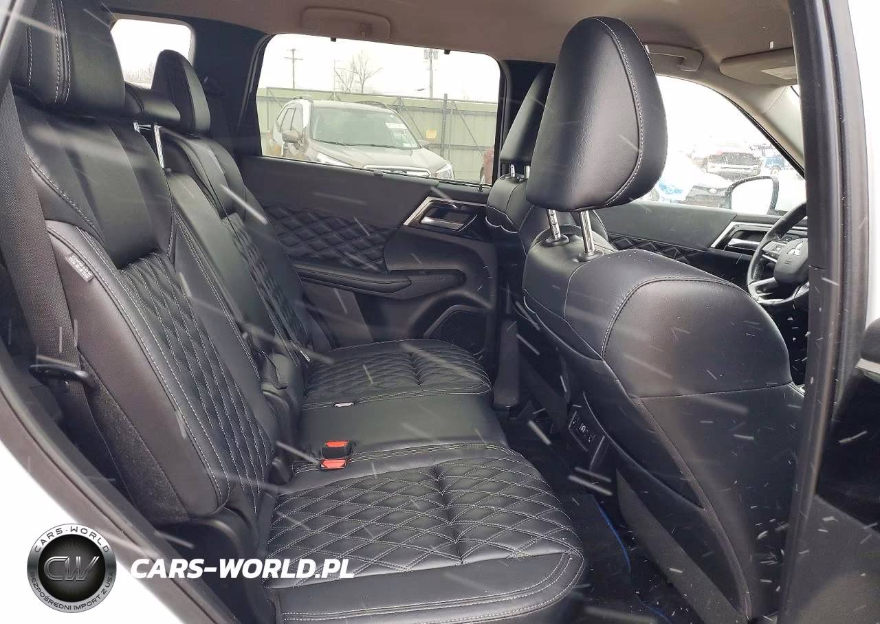 2023 Mitsubishi Outlander Sel VIN:JA4T5VA98PZ058625 - 11