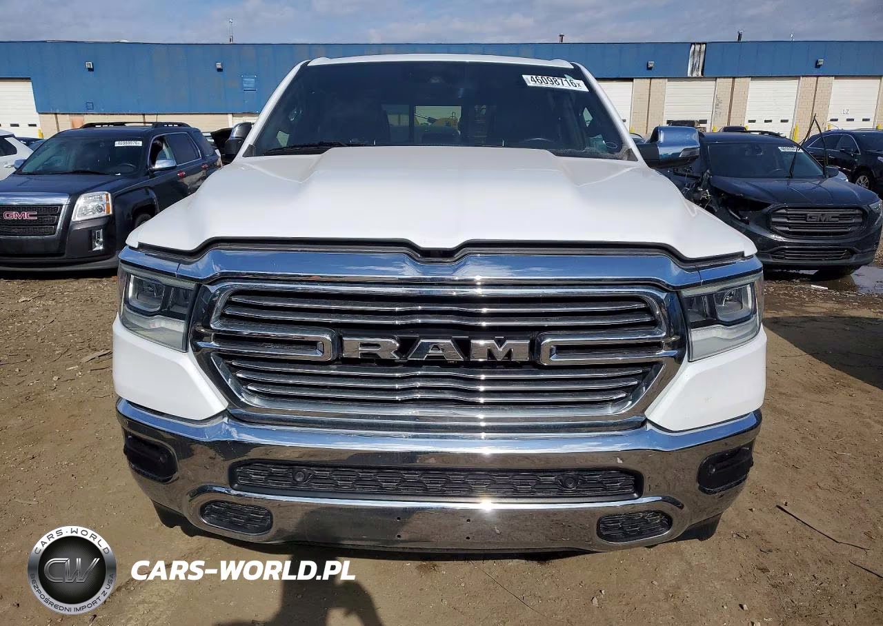 2023 Ram 1500 Laramie VIN:1C6SRFJT1PN520240 - 5