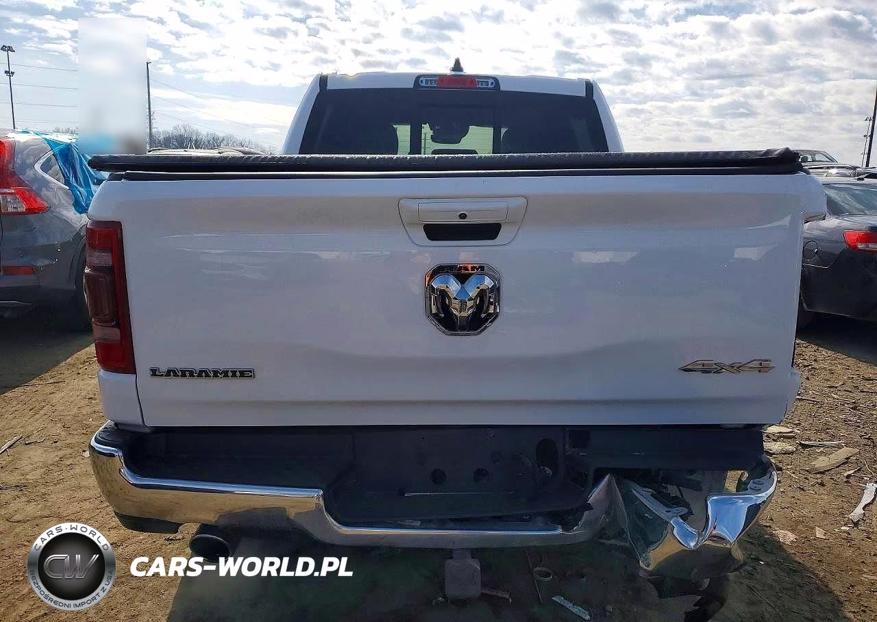 2023 Ram 1500 Laramie VIN:1C6SRFJT1PN520240 - 6