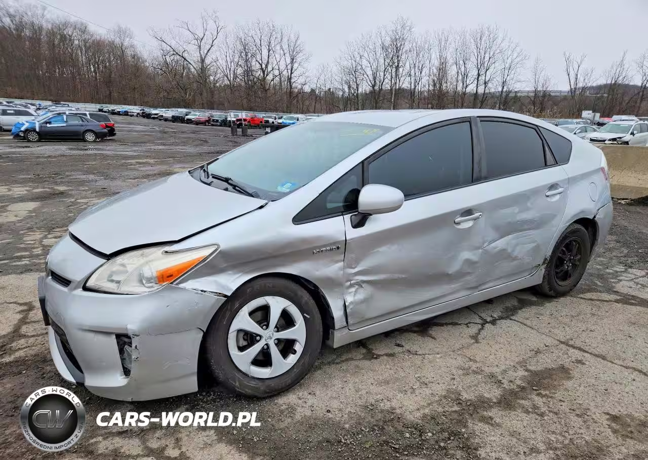 2015 Toyota Prius Three