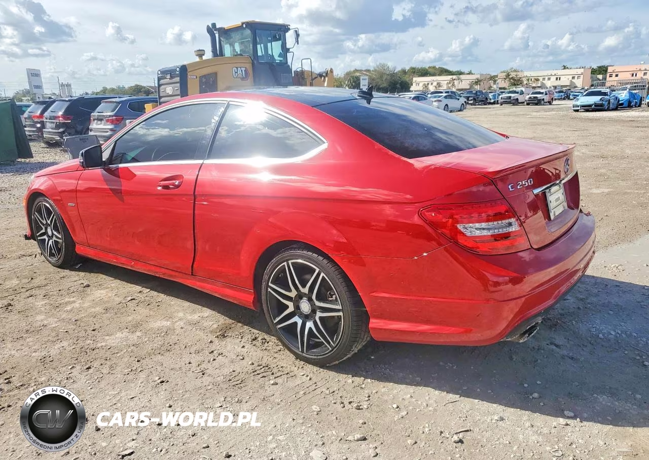 2014 Mercedes-Benz C 250 VIN:WDDGJ4HB9EG265805 - 2
