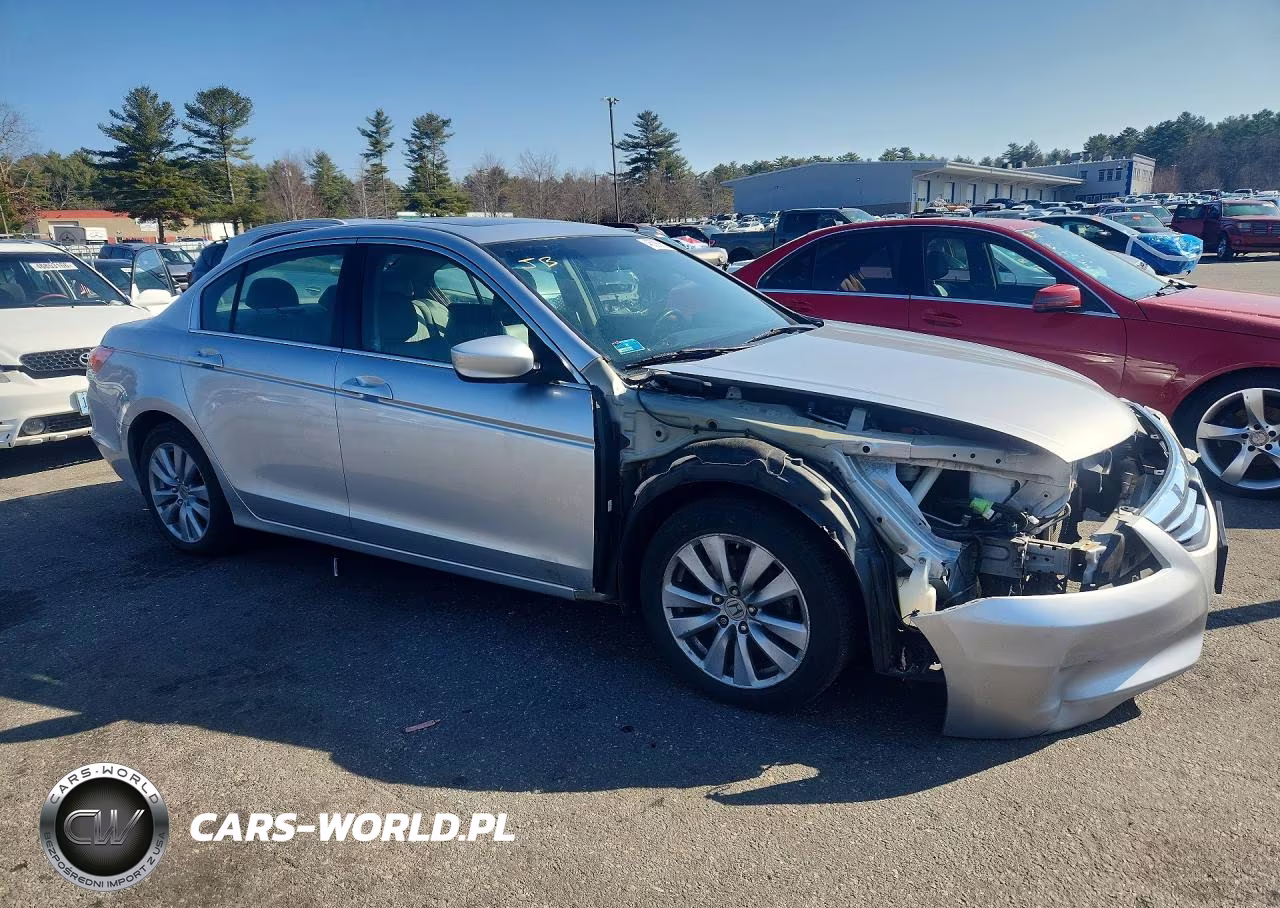 2011 Honda Accord Exl VIN:1HGCP2F81BA019754 - 4