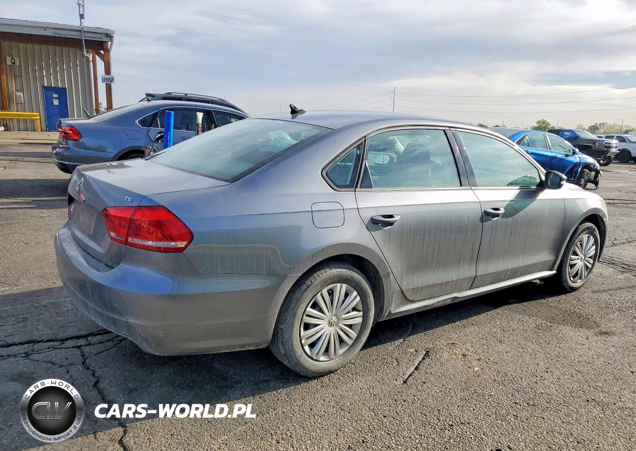 2015 Volkswagen Passat S VIN:1VWAS7A39FC074599 - 3