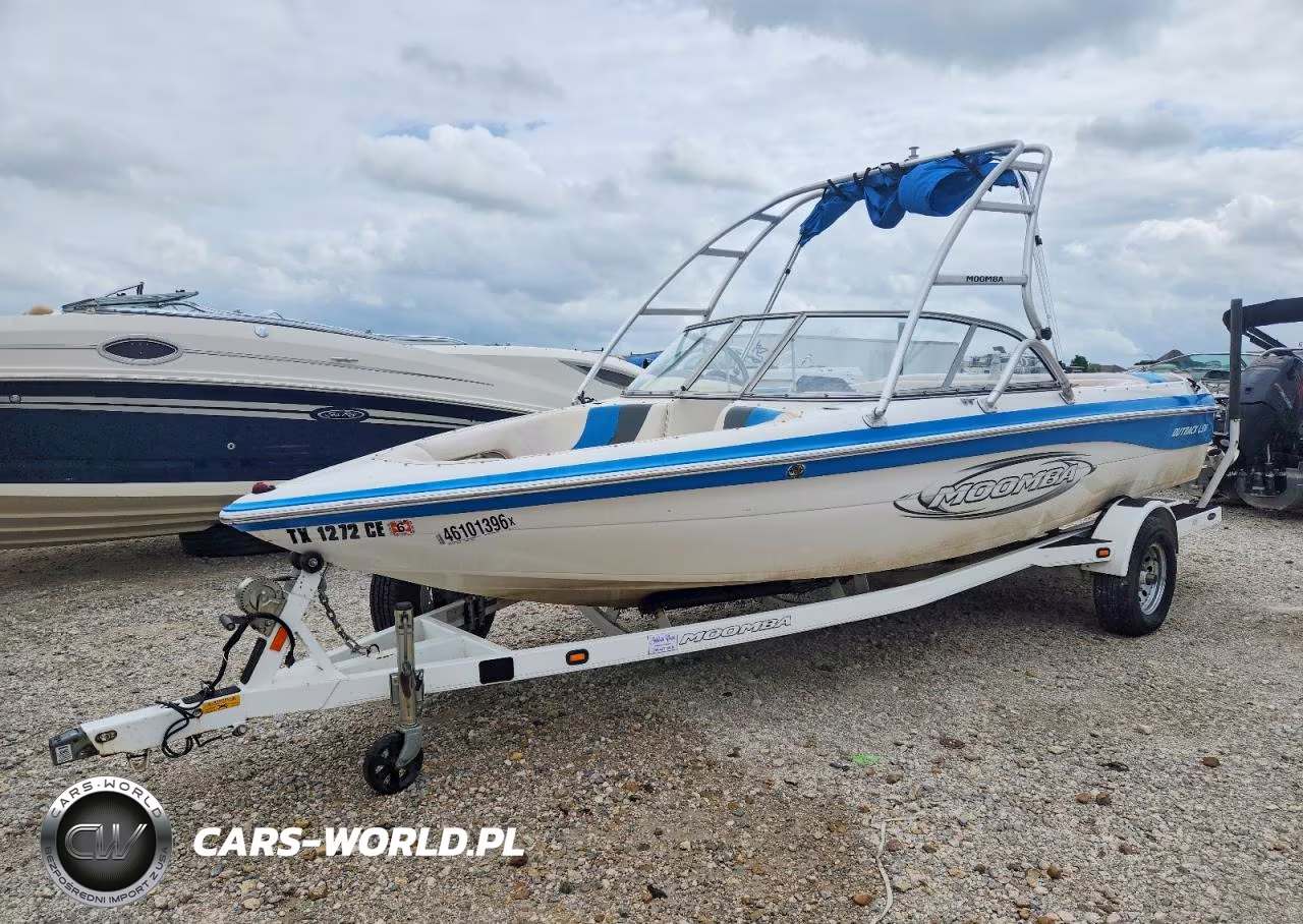 2005 Moomba Boat VIN:ISR0V008K405 - 2