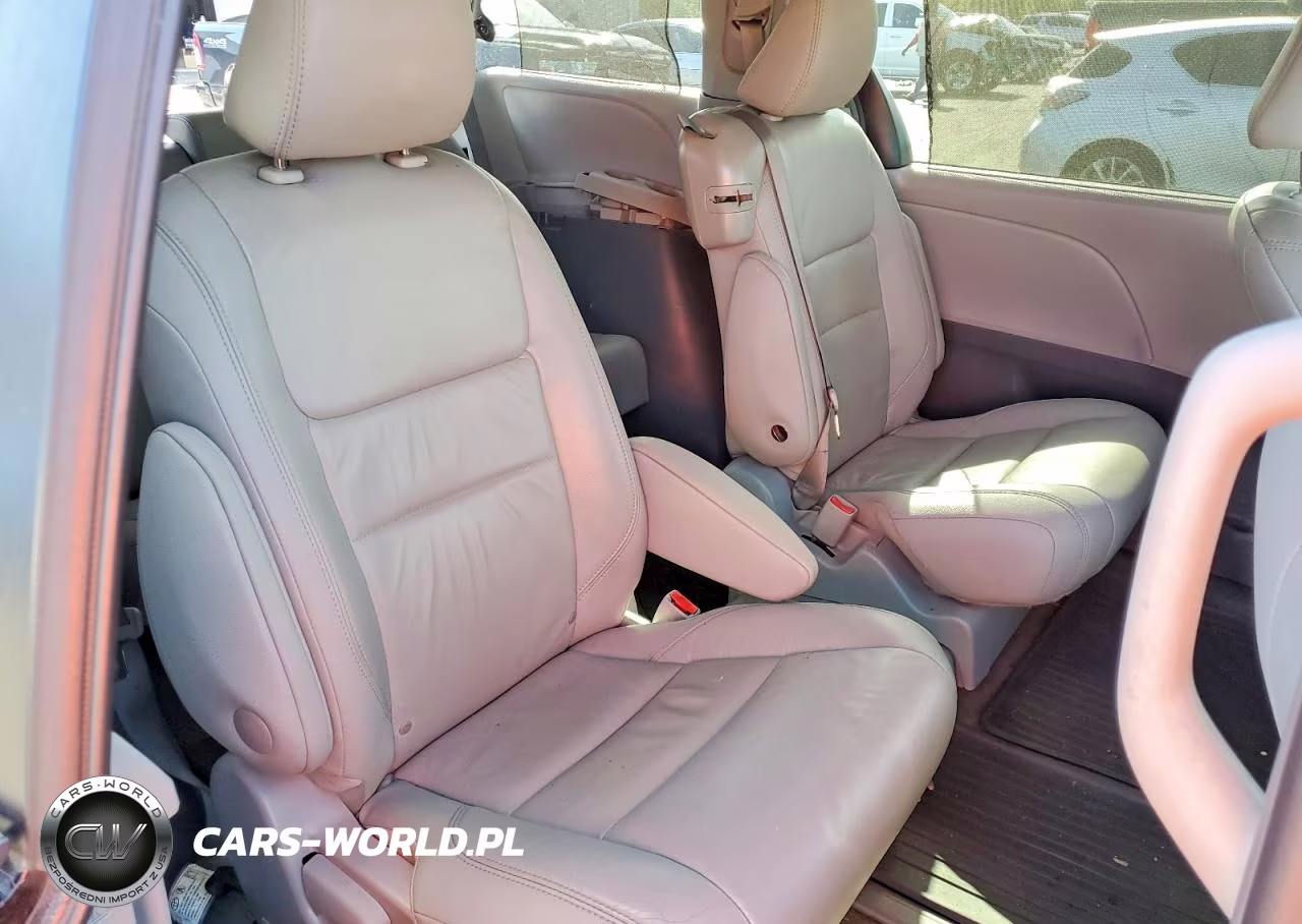 2017 Toyota Sienna Xle 8-Passenger VIN:5TDYZ3DC9HS877853 - 11