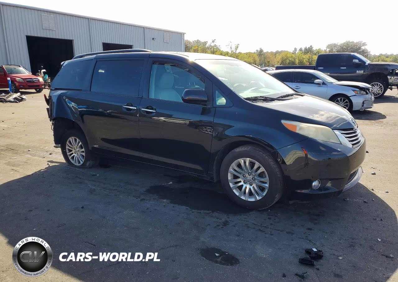 2017 Toyota Sienna Xle 8-Passenger VIN:5TDYZ3DC9HS877853 - 4