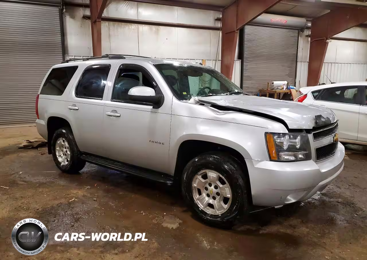 2012 Chevrolet Tahoe K1500 Ls VIN:1GNSKAE03CR213355 - 4
