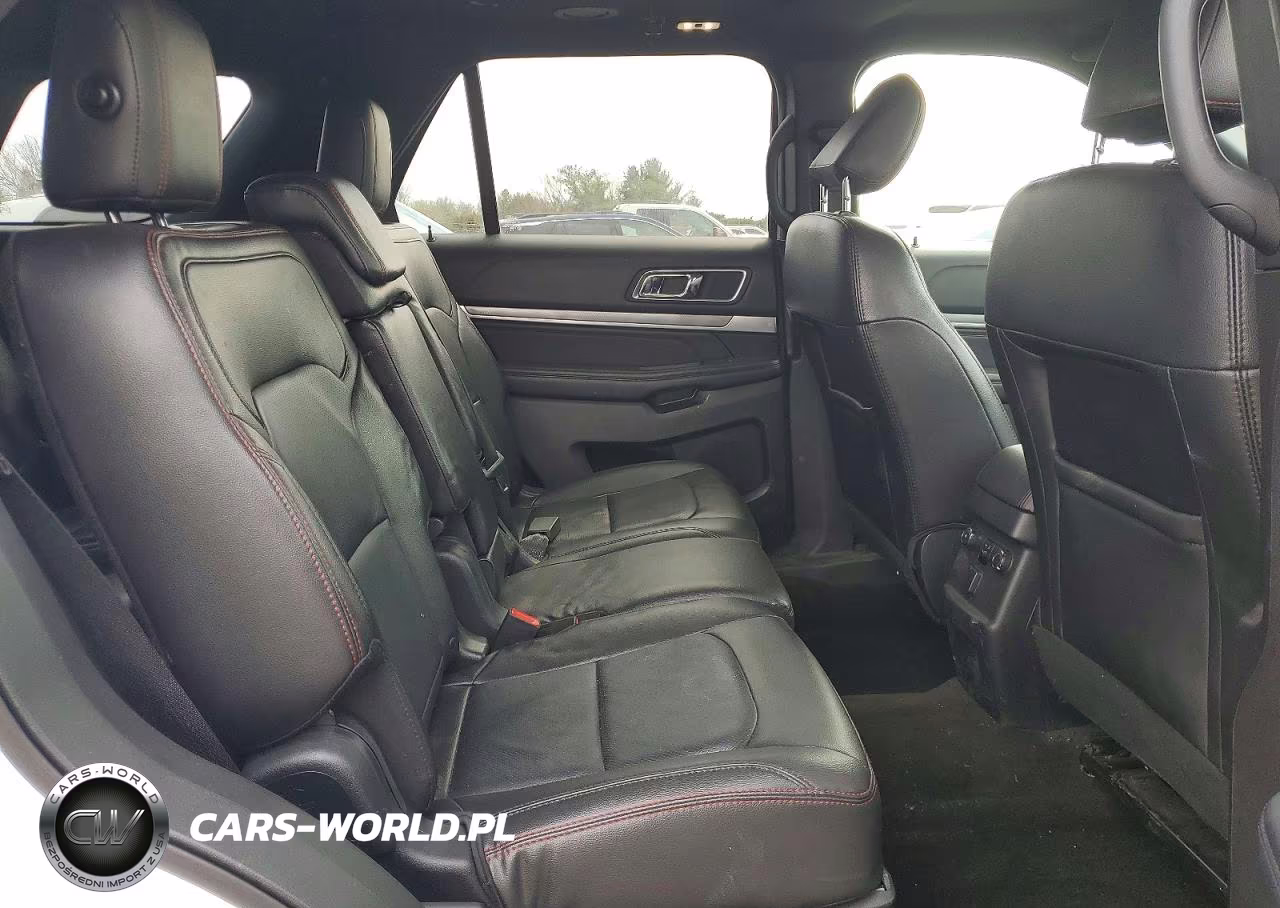 2018 Ford Explorer Sport VIN:1FM5K8GT0JGB02658 - 11