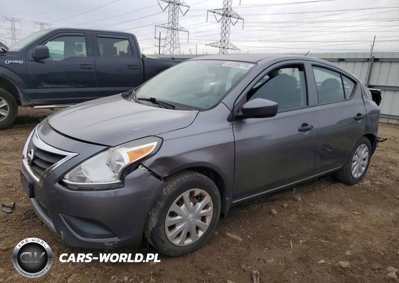 2017 Nissan Versa 1.6 S Plus