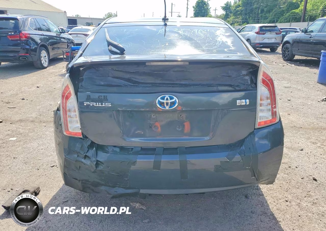 2015 Toyota Prius Three VIN:JTDKN3DU6F0424588 - 6