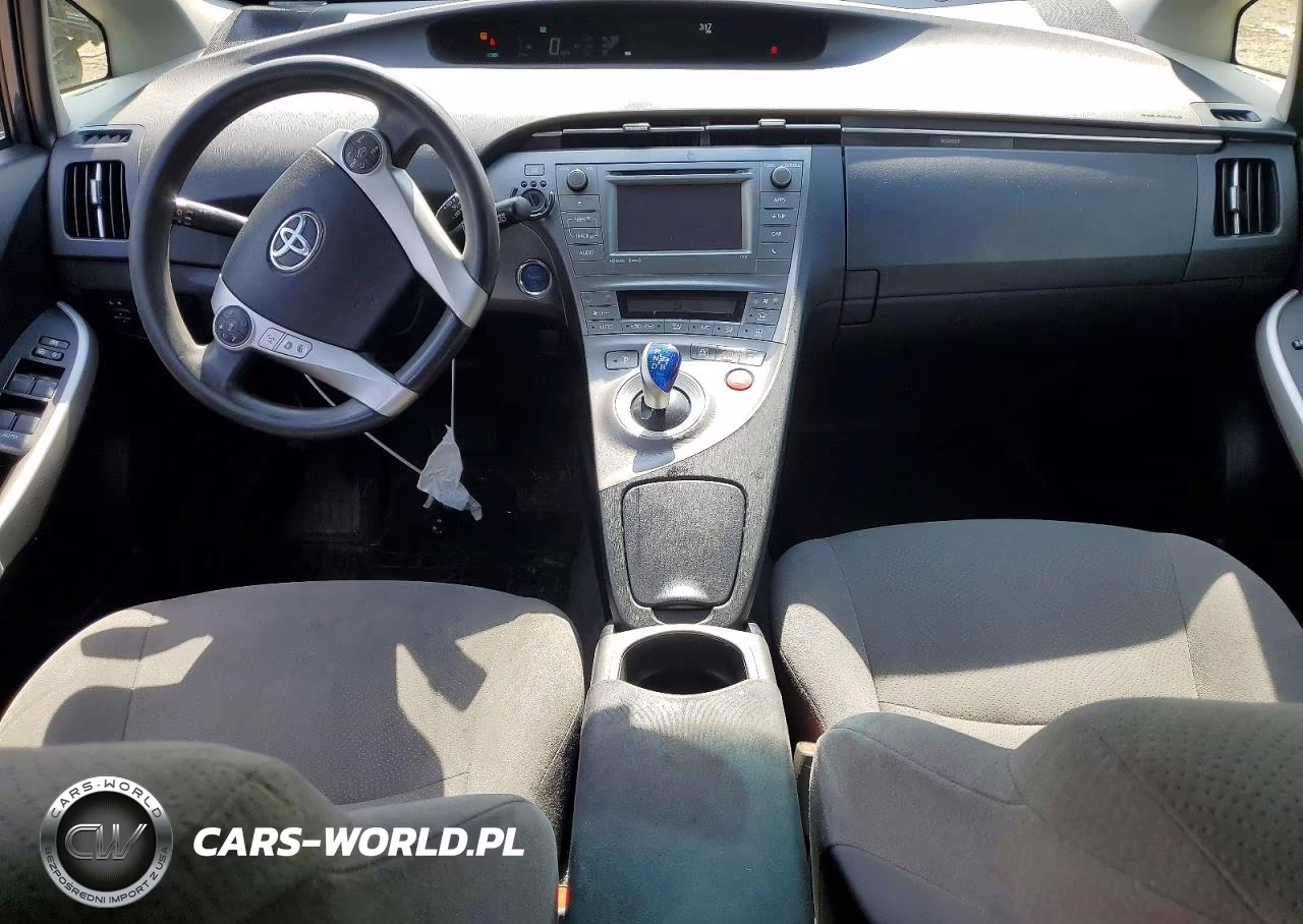 2015 Toyota Prius Three VIN:JTDKN3DU6F0424588 - 8
