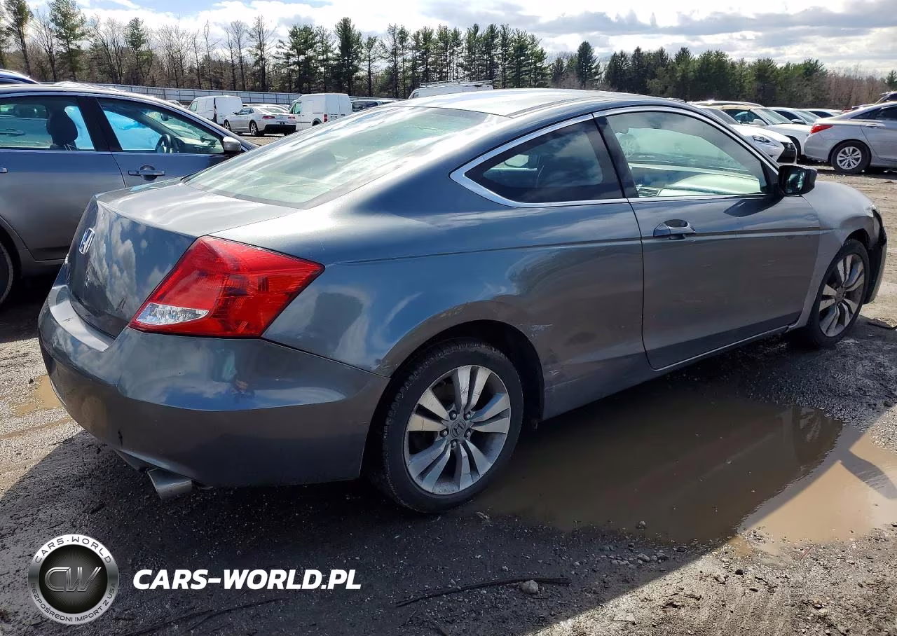 2011 Honda Accord Ex VIN:1HGCS1B74BA002369 - 3