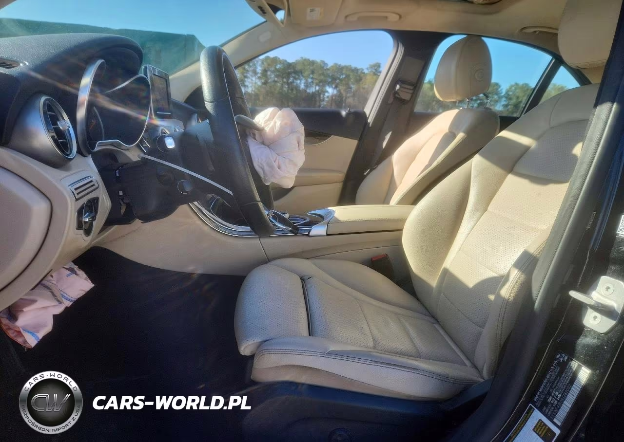 2018 Mercedes-Benz C 300 VIN:55SWF4JB0JU282092 - 7