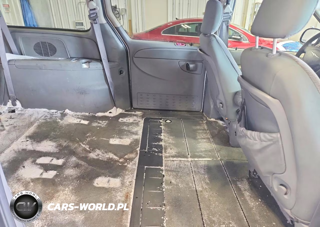 2007 Chrysler Town & Country Lx VIN:2A4GP44R47R236364 - 11