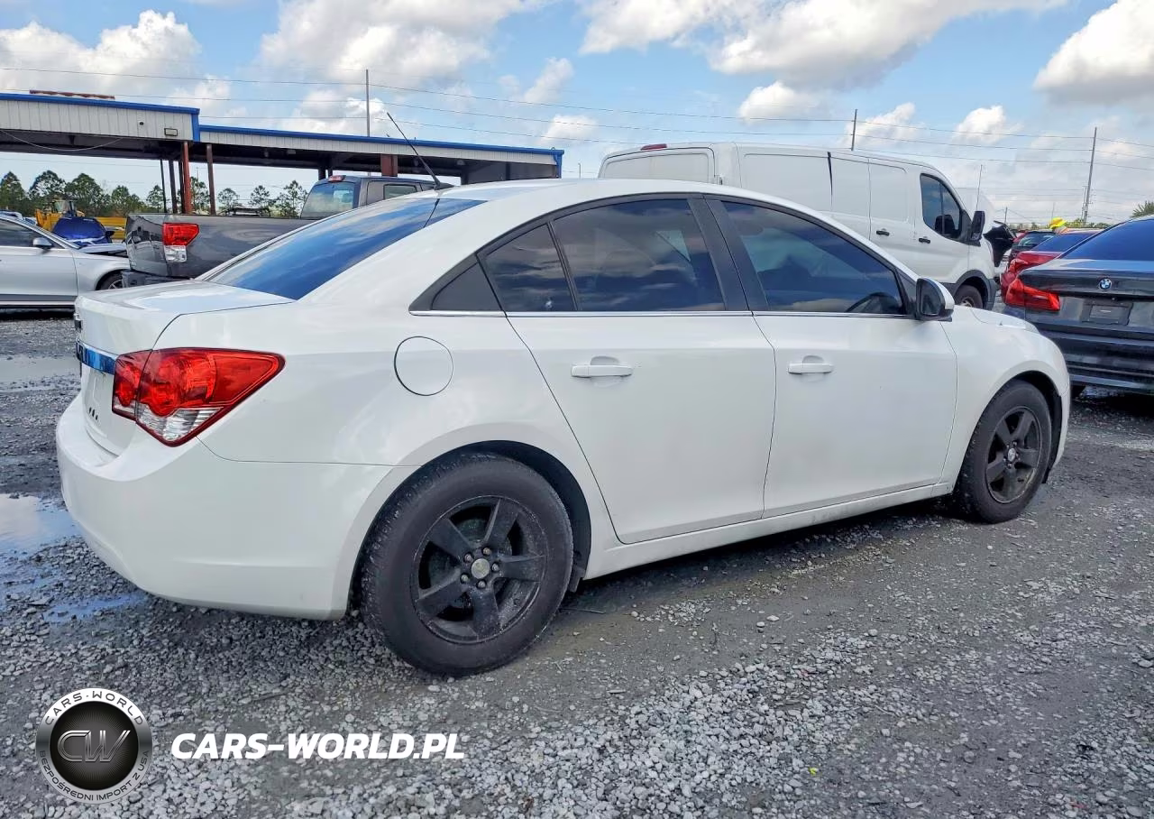 2014 Chevrolet Cruze Lt VIN:1G1PK5SB3E7380110 - 3