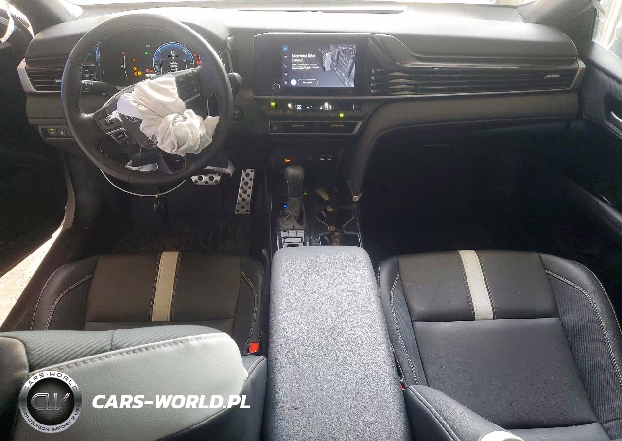 2025 Toyota Camry Se VIN:4T1DAACK0SU575479 - 8