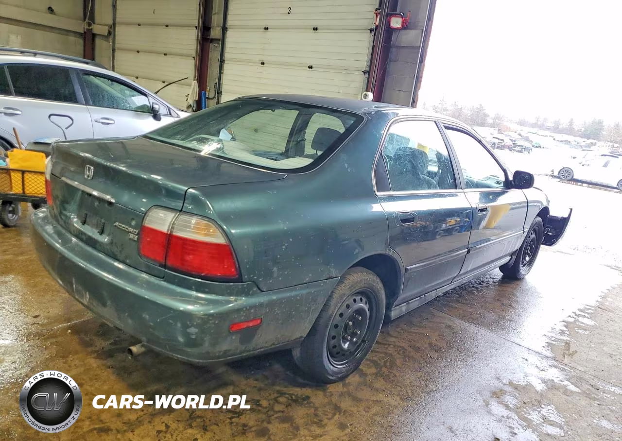 1996 Honda Accord Lx VIN:1HGCD5632TA043061 - 3