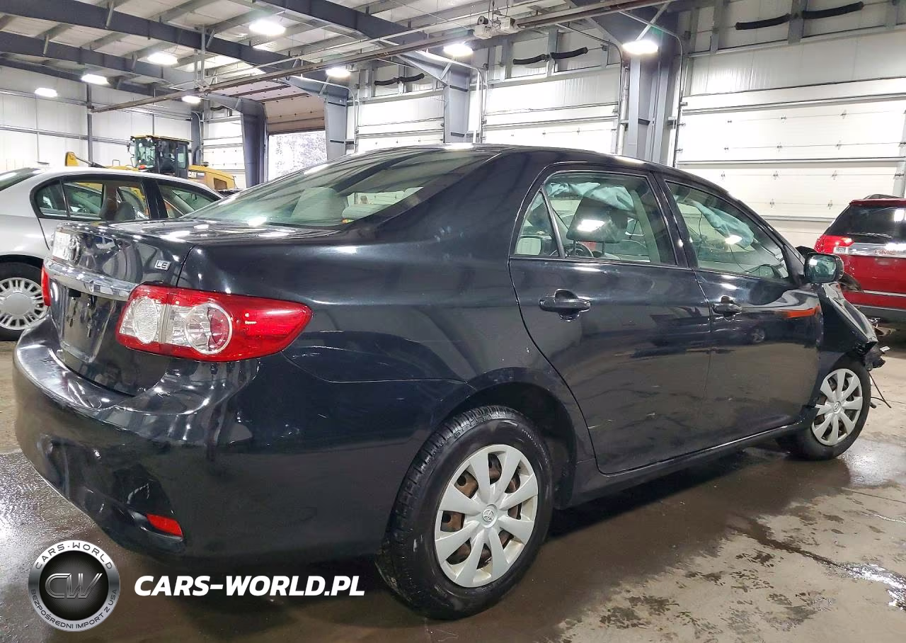 2011 Toyota Corolla Le VIN:JTDBU4EE0B9130822 - 3