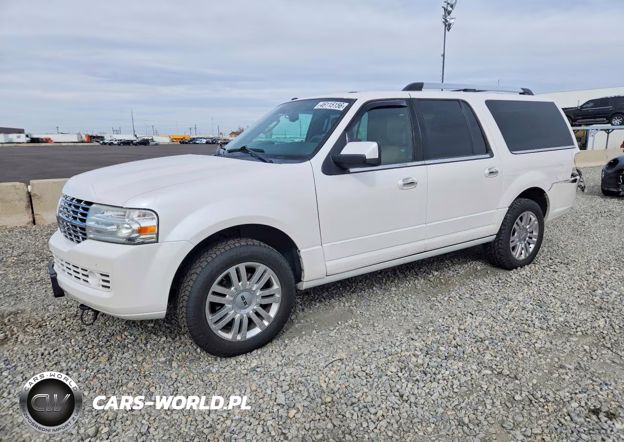 2012 Lincoln Navigator L