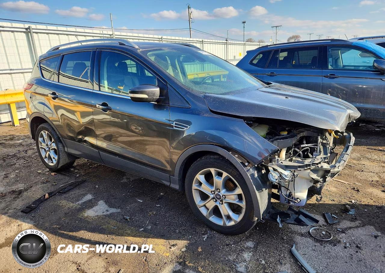 2015 Ford Escape Titanium VIN:1FMCU0JX1FUB04815 - 4