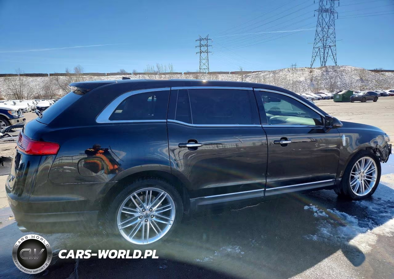 2019 Lincoln Mkt VIN:2LMHJ5AT9KBL00126 - 3