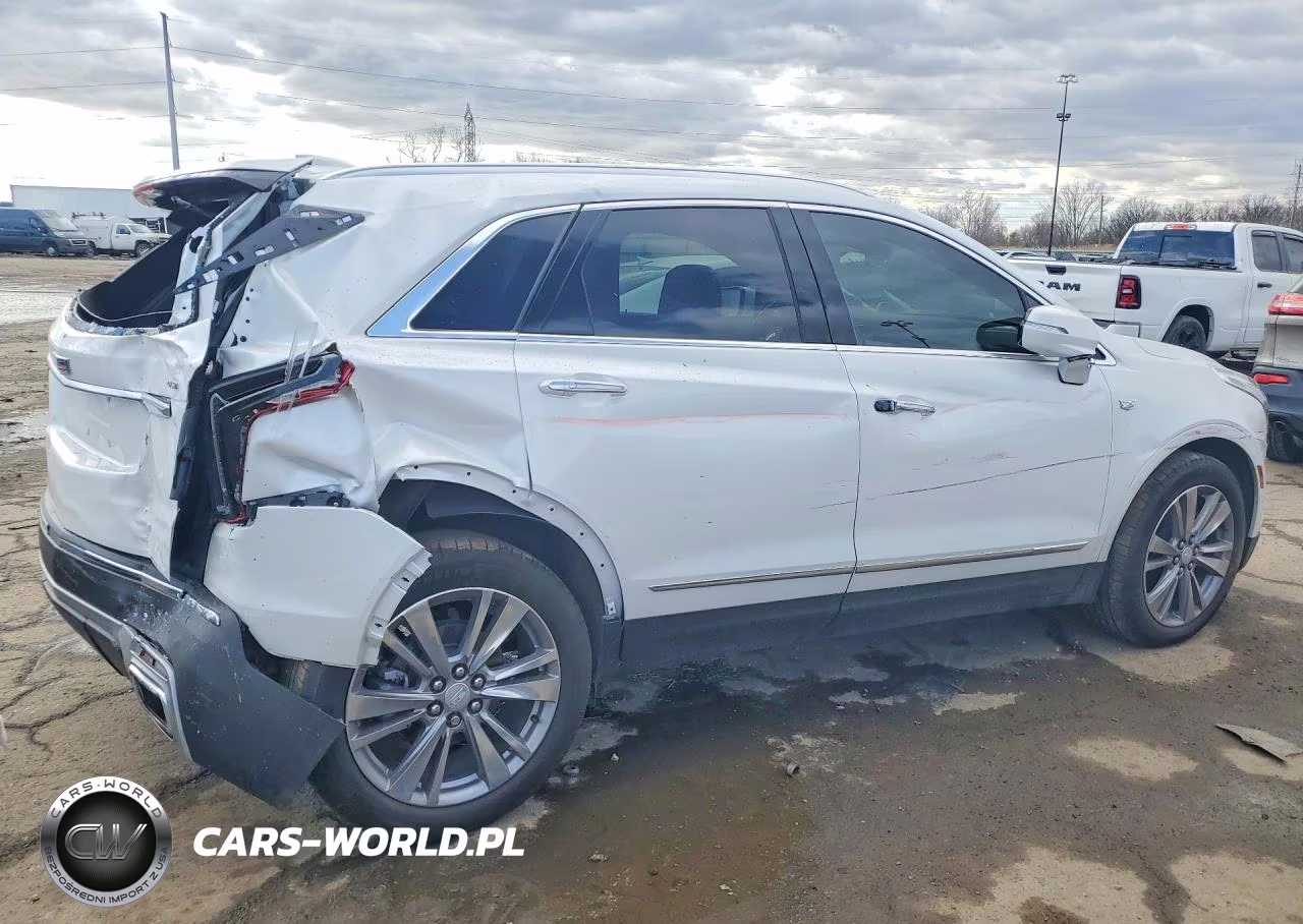 2024 Cadillac Xt5 Premium Luxury VIN:1GYKNDRS0RZ712291 - 3