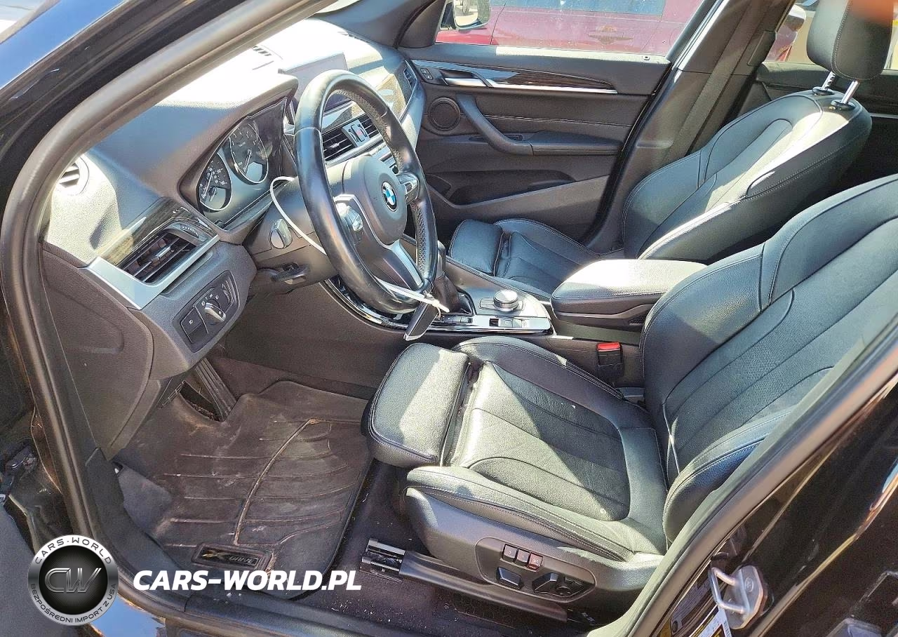 2017 BMW X1 xDrive28I VIN:WBXHT3C35H5F76849 - 7