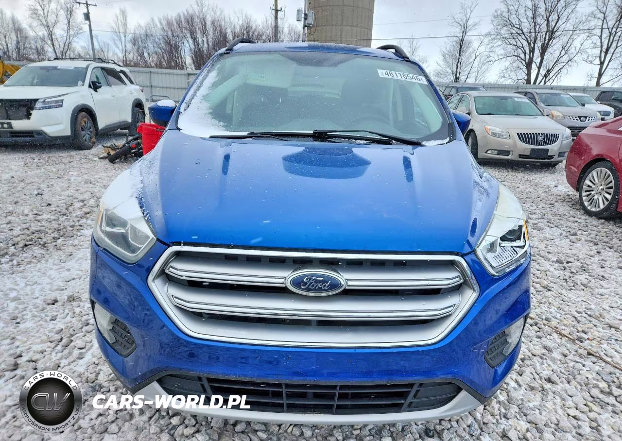2017 Ford Escape Se VIN:1FMCU0GDXHUB41054 - 5