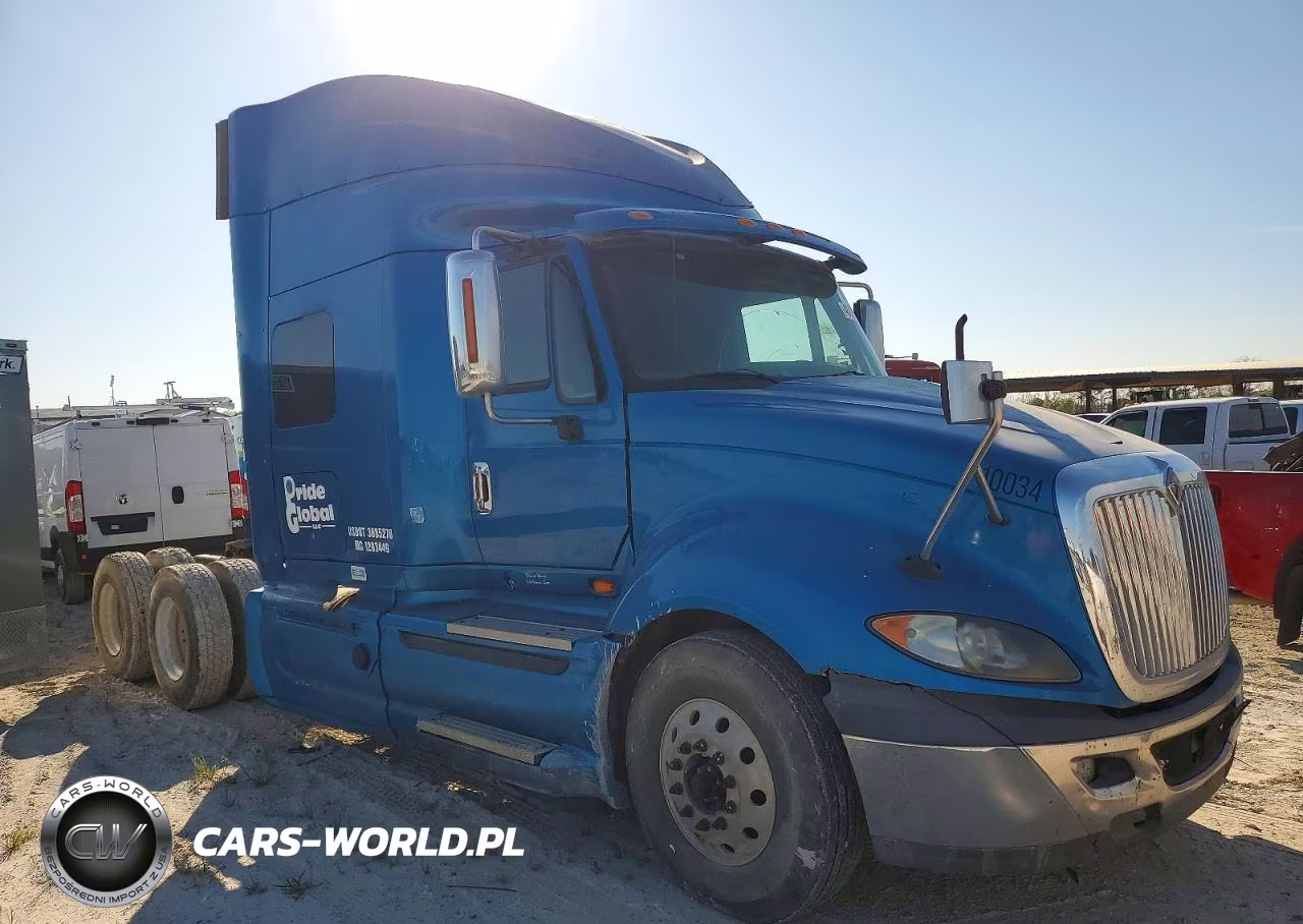 2015 International Lf687 Semi Truck