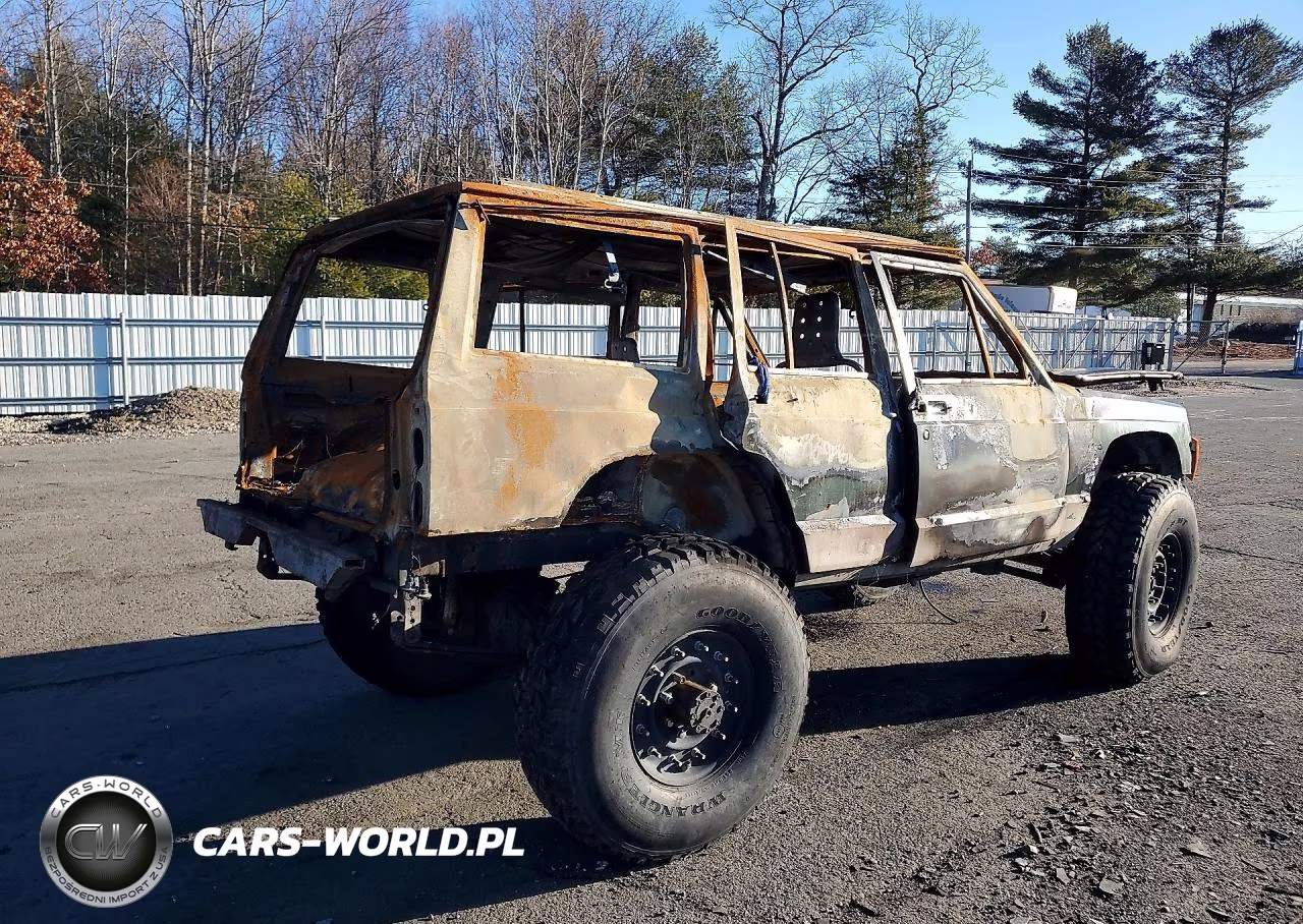 1996 Jeep Cherokee Sport VIN:1J4FJ68S6TL314443 - 3